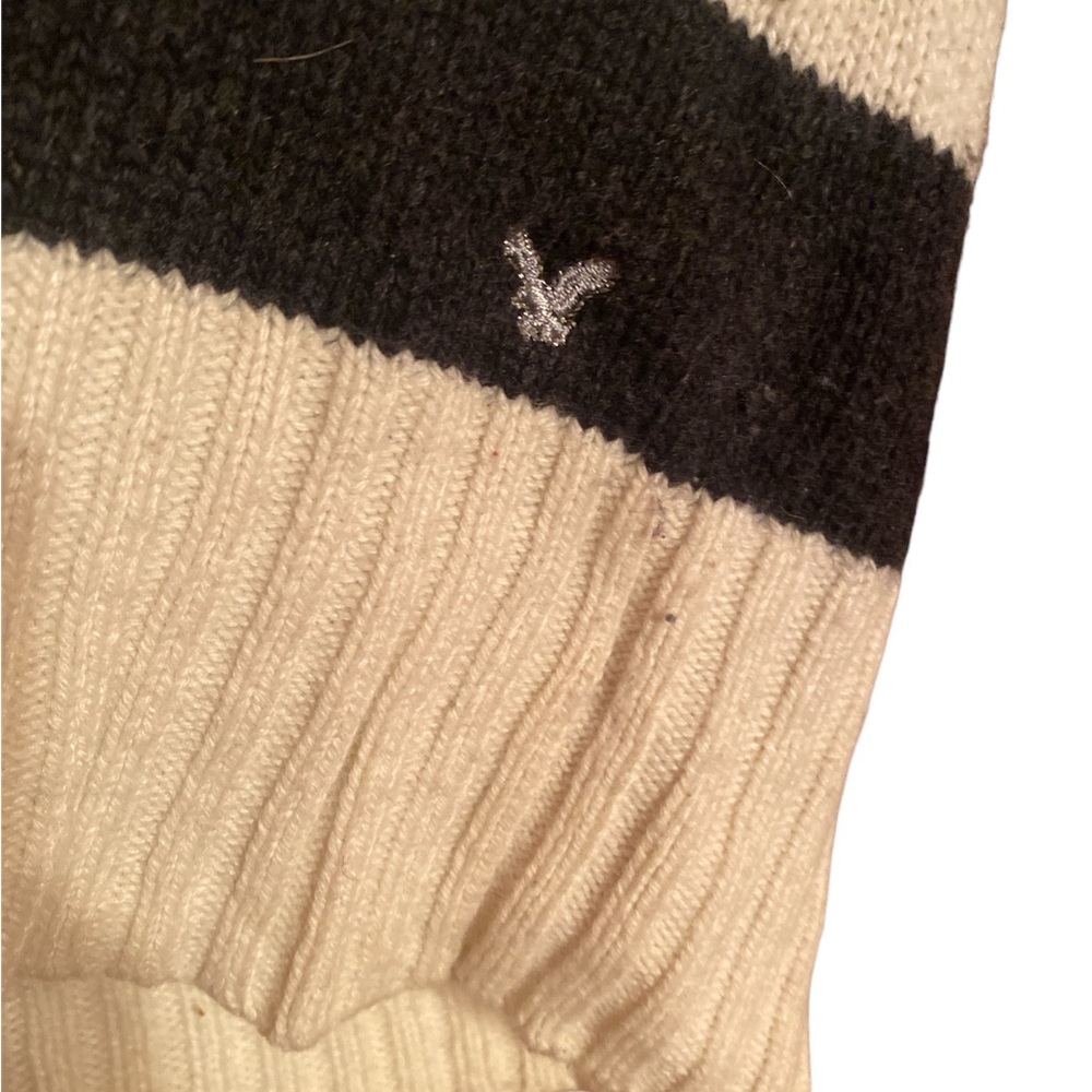 Vintage American Eagle Stripped Gray Women’s Sweater Size Medium - Picture 4 of 6